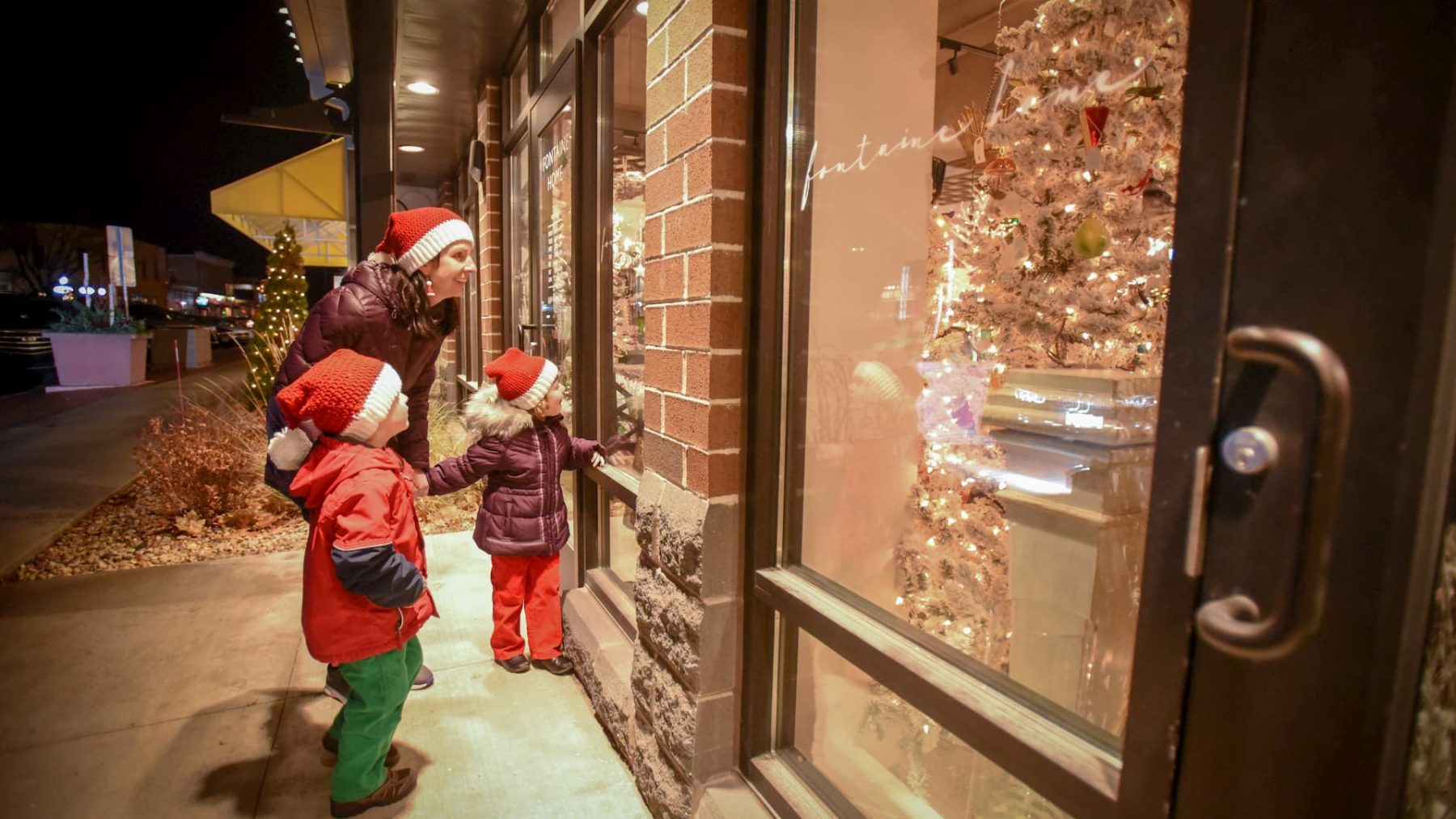 Article: ‘Tis the season in Wisconsin | Holiday shopping in Middleton Wisconsin Middleton